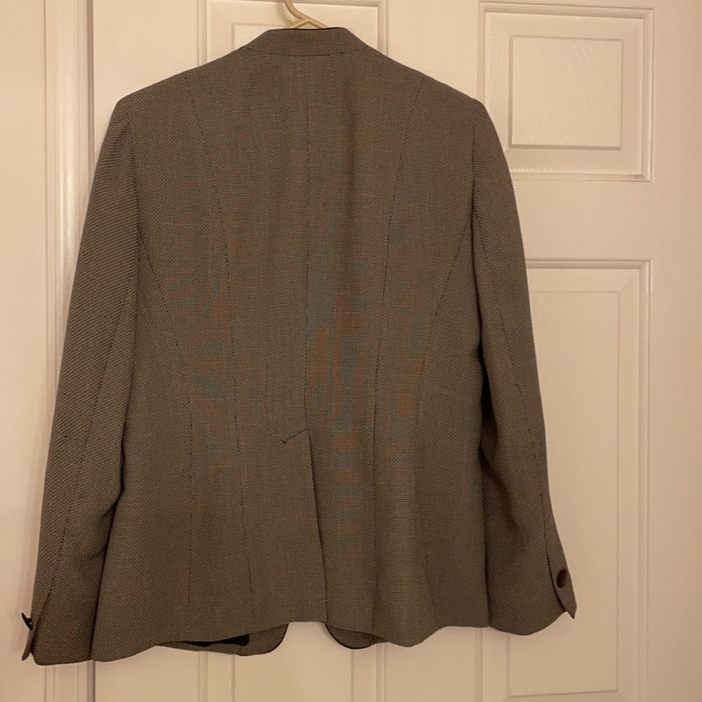Women’s blazer/jacket - Picture 3 of 3